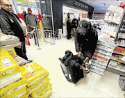BUST: Shopping centres are tightening security following a spate of robberies  
       Photo: LULAMILE FENI