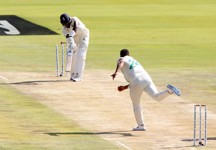 England's Jofra Archer is bowled out by South Africa's Vernon Philander.