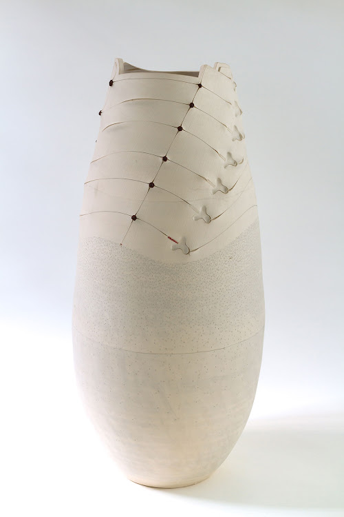 Rythms Vase, white stoneware clay, 50x50x97cm, one-off