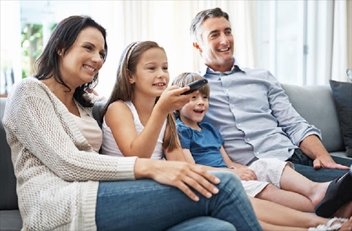 Parents can help their children learn more from television programs by watching them together suggests new research. ©shapecharge / Istock.com