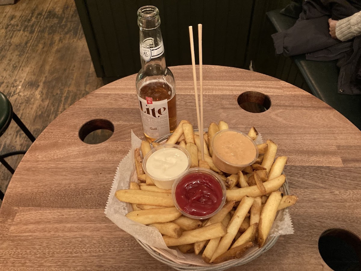 Gluten-Free Fries at Reykjavik Chips