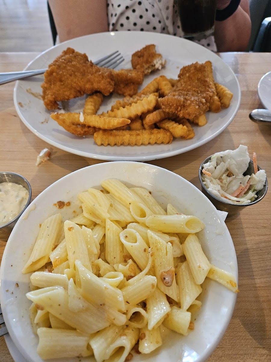 Fish and chips with a side of macaroni and cheese