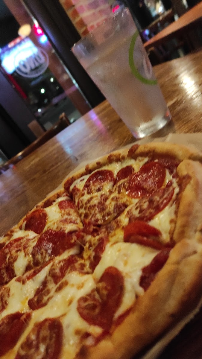 Gluten-Free Pizza at UNO Pizzeria & Grill