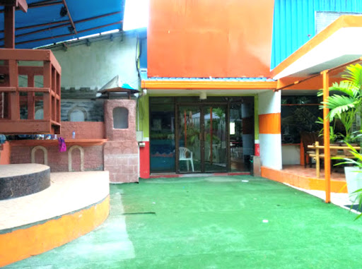 Villimale' Youth Center