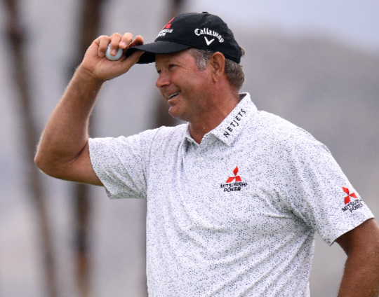 SA's Retief Goosen acknowledges the crowd after winning The Galleri Classic on Sunday at Mission Hills Country Club in Rancho Mirage, California. Picture: ORLANDO RAMIREZ/GETTY IMAGES