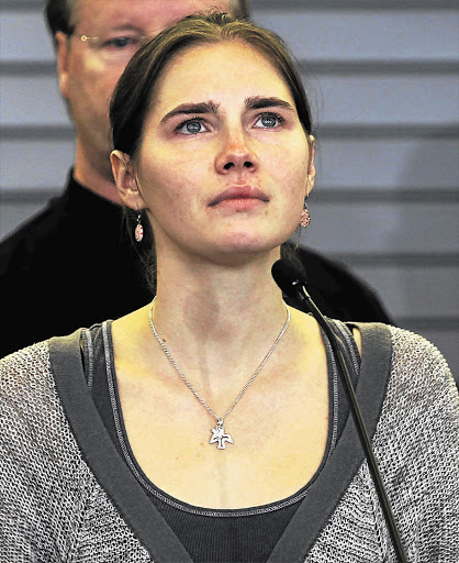 AMANDA KNOX