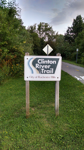 Clinton River Trailhead