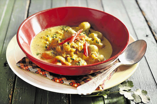 White button quasi korma This creamy veggie dish with a hint of chilli is sure to warm your belly on a rainy evening