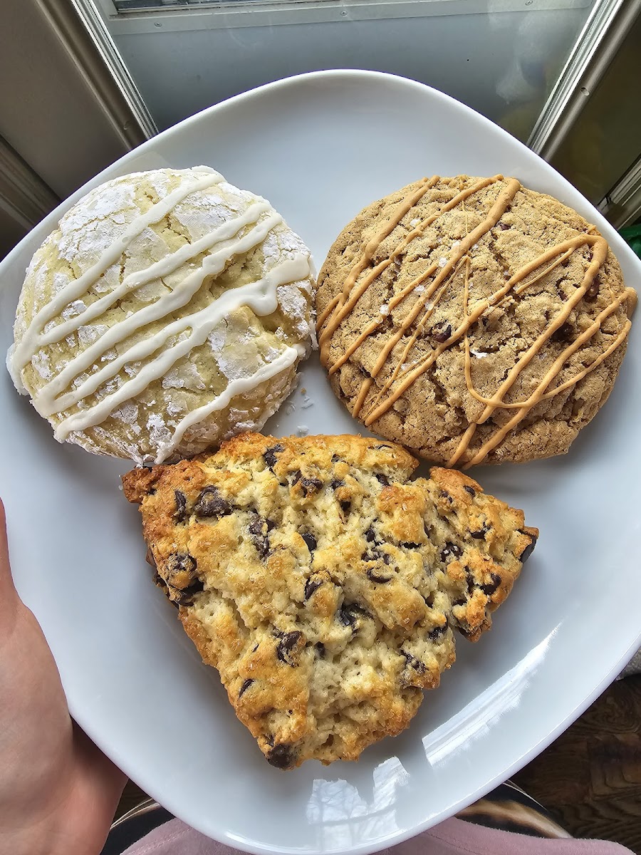 Lemon crinkle(top left) brown butter pecan(top right) choco chip scone(bottom)