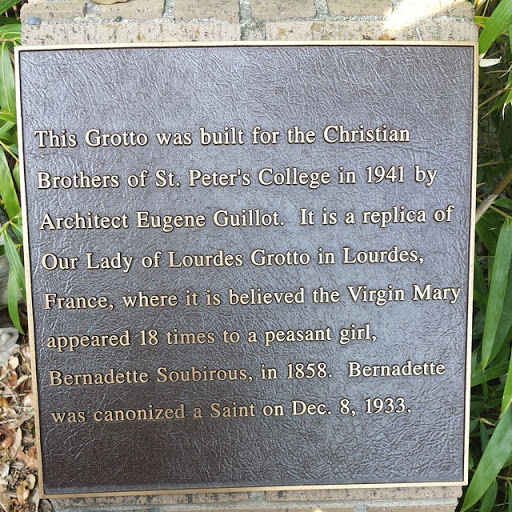 Submitted by @alwaysreadtheplaque.