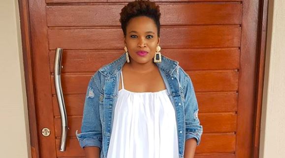 Actress Ayanda Borotho has been vocal about hair struggles that affect people during the lockdown.