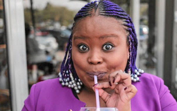 Trending SA presenter, Lesego Tlhabi was allegedly fat-shamed by a local designer.