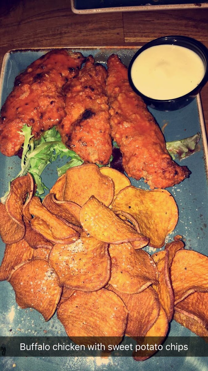 Baked Chicken Tenders- Cashew Crusted, Sweet Potato Chips and Sriracha Aioli. Doesn’t matter if they weren’t fried still crispy. So good and decently spicy.