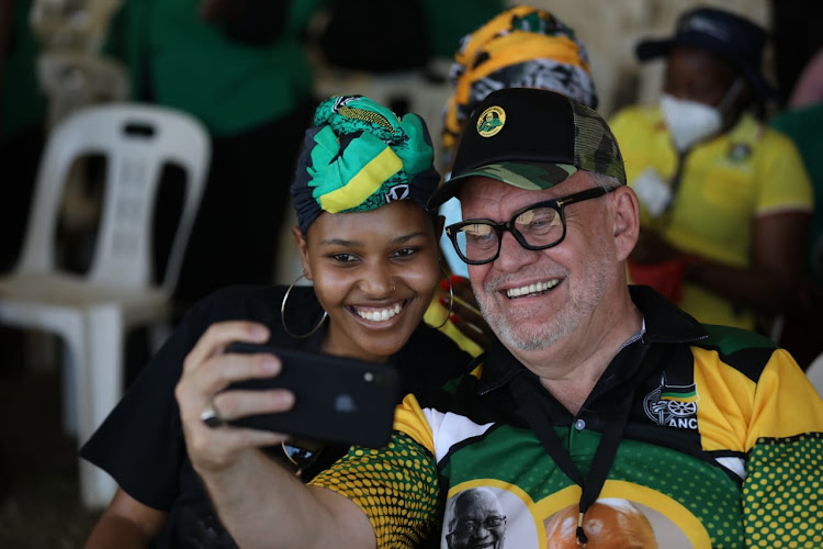 Carl Niehaus taking a selfie during the prayer service for former president Jacob Zuma.