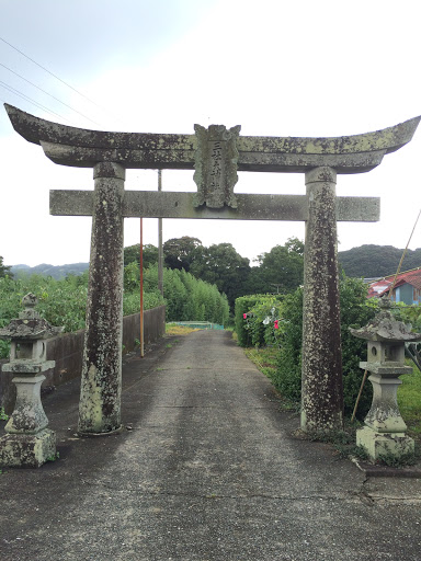 三社大神社鳥居