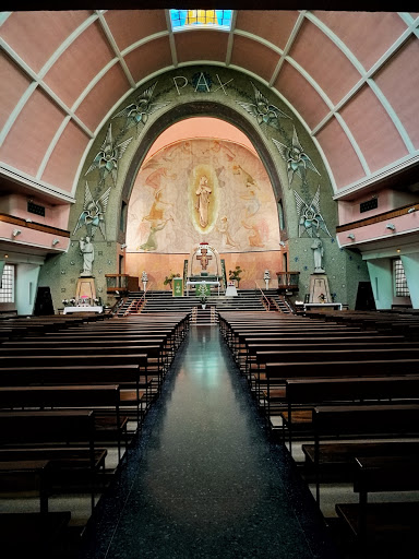 Nuestra Señora de la Paz, Plaz