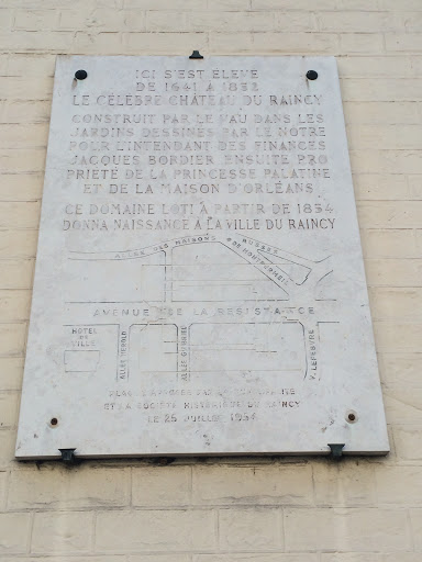 Stele Du Château Du Raincy