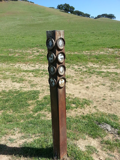 Eagle/Diablo/Volvon Loop/Bob Walker Trails Sign