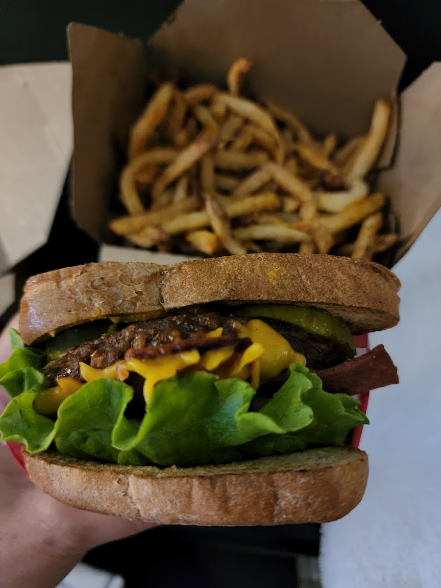 Gluten-Free Burgers at Santana's Vegan Grill