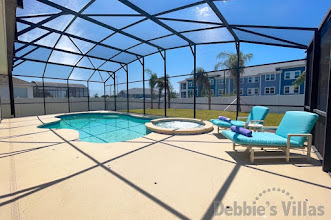 Large south-facing pool deck at this Davenport vacation villa 