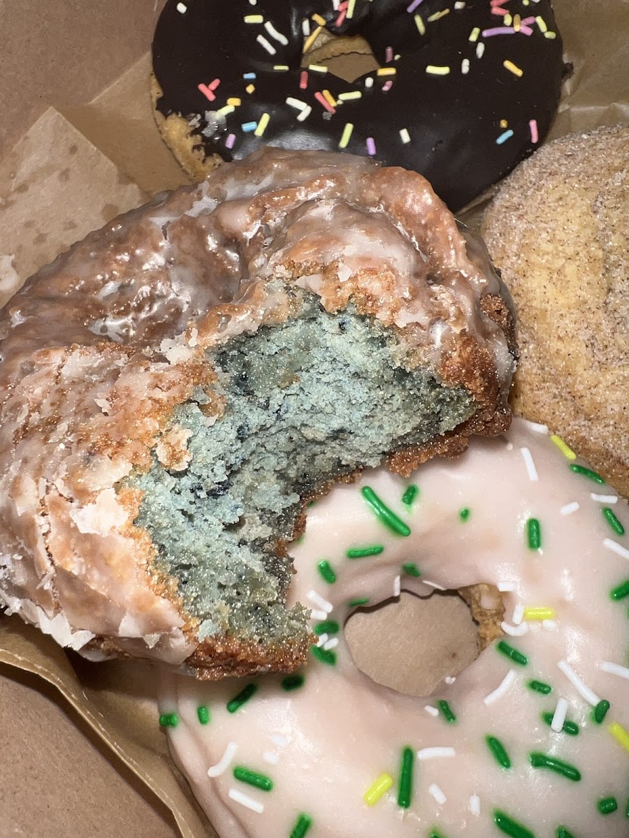 Gluten-Free at Lovebirds Donuts