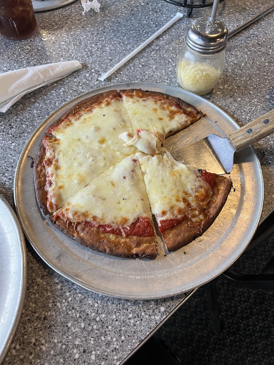 Cheese Pizza on GF Crust