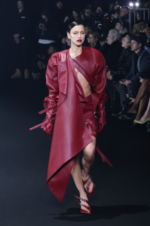Irina Shayk at the Mugler Womenswear Fall/Winter 2024-2025 show.