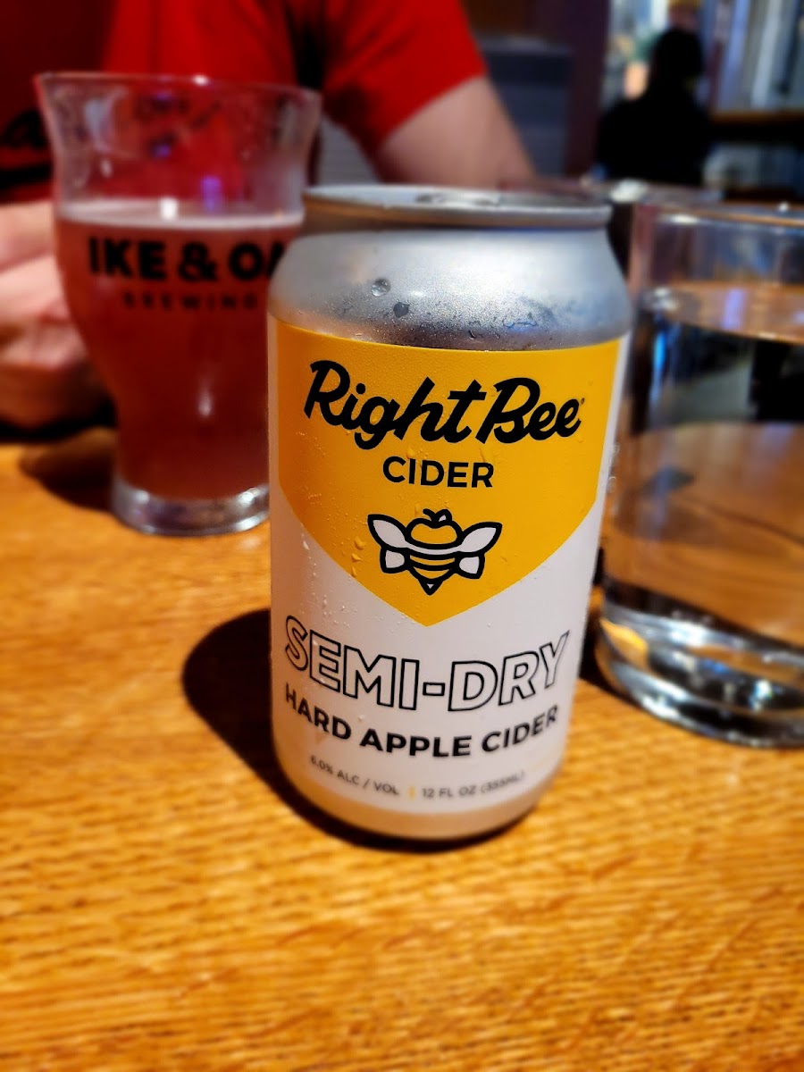 Right Bee Cider Semi Dry