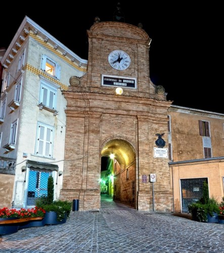 Porta Dell' Orologio