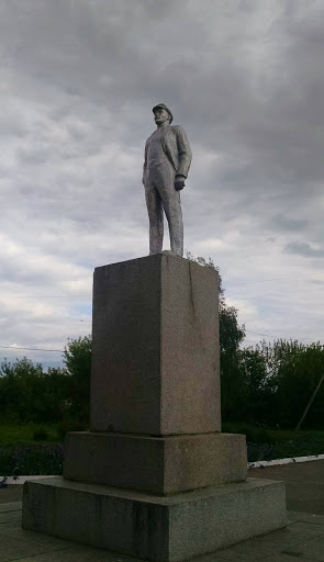 Памятник Ильичу