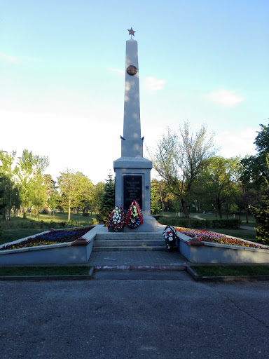 Памятник воинам, павшим за Родину
