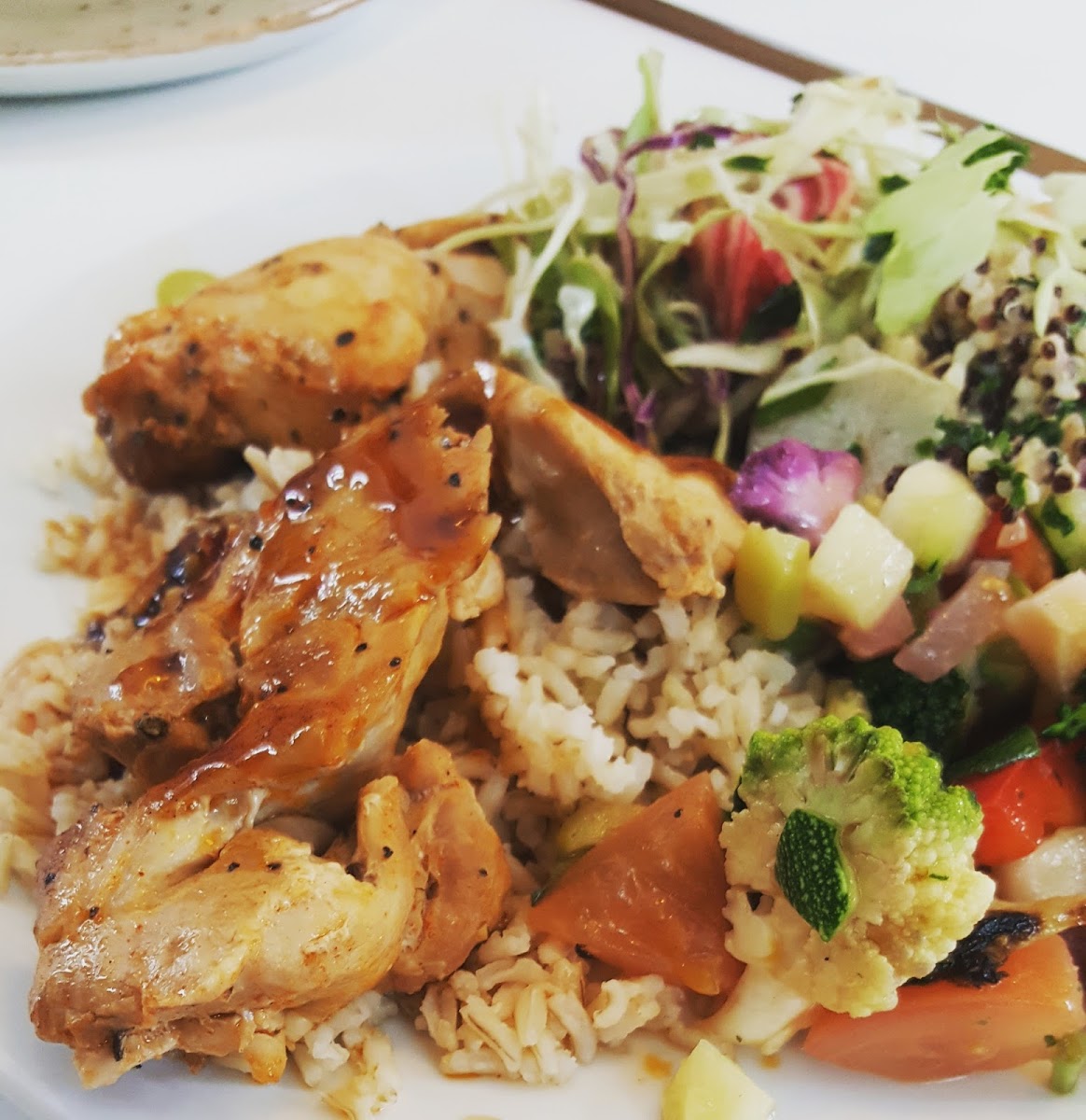GF Teriyaki Chicken, quinoa, and side salad