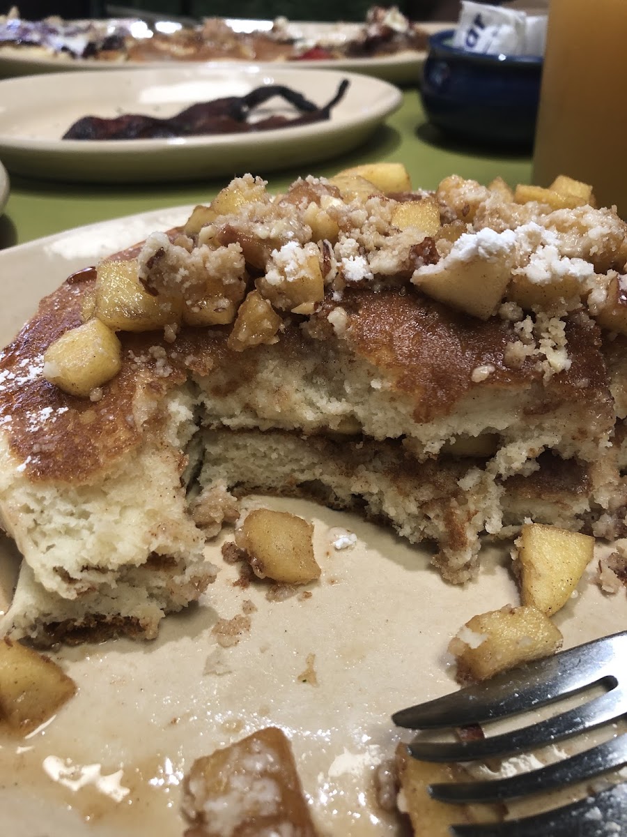 Apple pie pancake