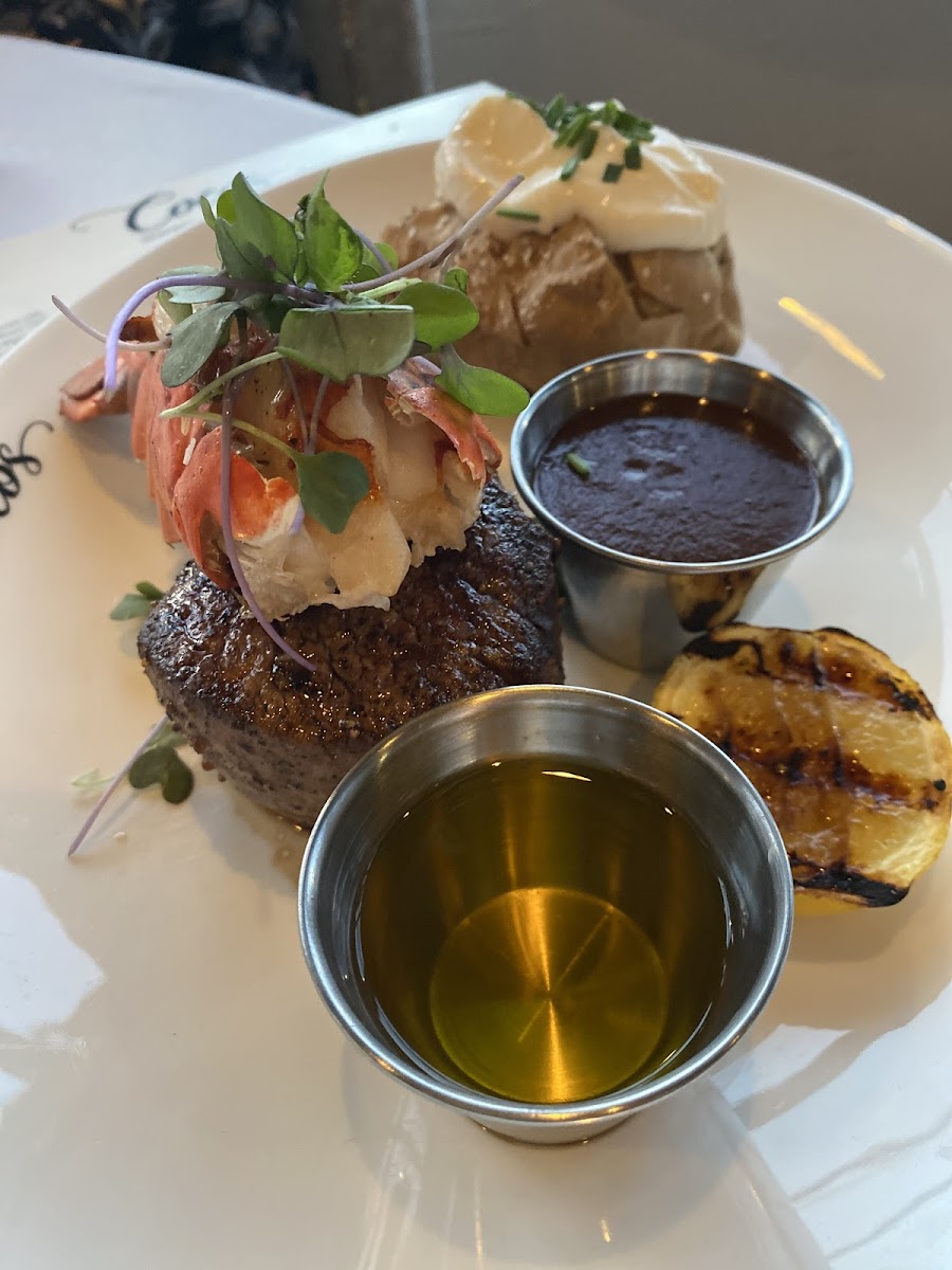 Gluten-Free at Coco's Seafood and Steakhouse