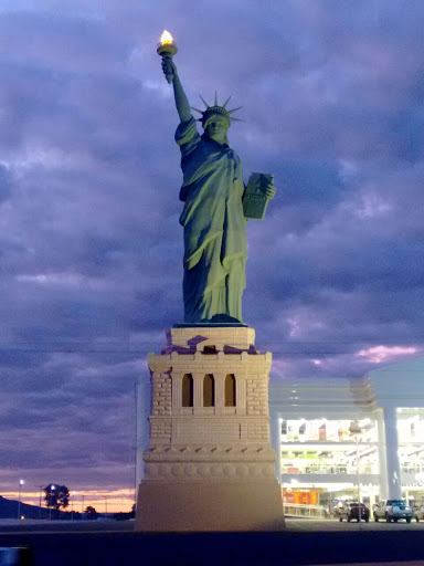 Réplica Estátua Da Liberdade 