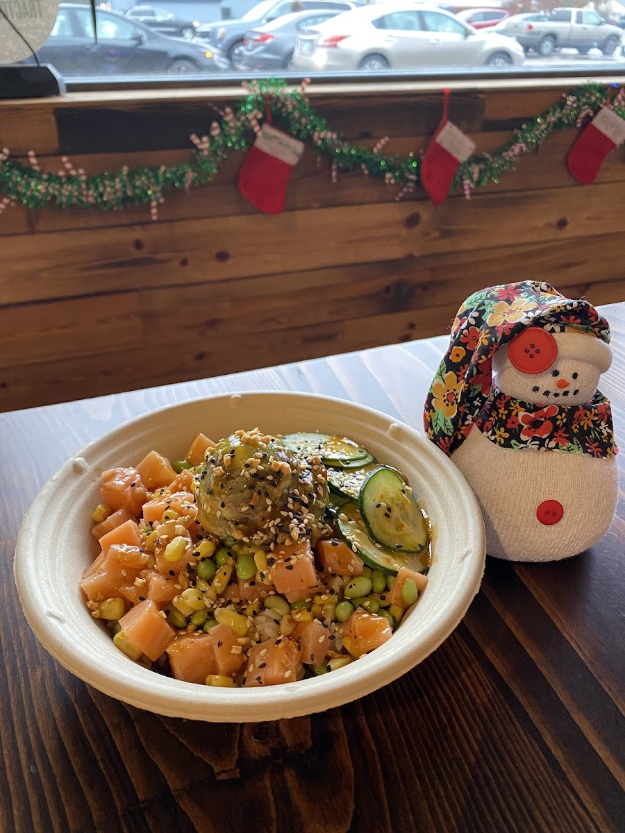 Gluten-Free at Island Fin Poke Co