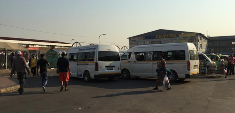 The DA in KwaZulu-Natal has called for the provincial health department to launch a chartered transport service to ensure health-care staff travel safely and avoid community spread in crowded taxis.