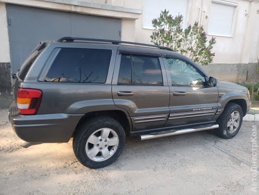 продам авто Jeep Cherokee Cherokee II фото 4