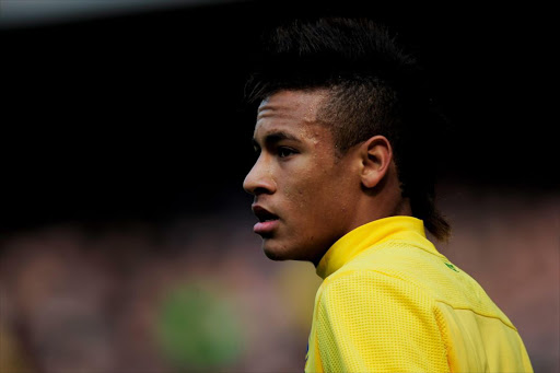 Neymar to join Paris Saint-Germain.