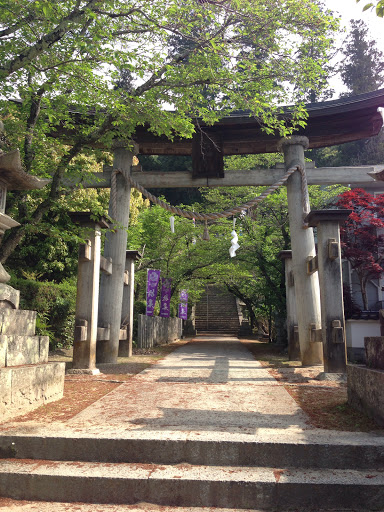 清神社 大鳥居