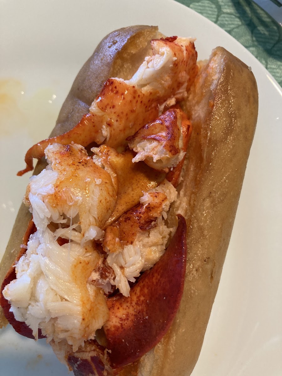 Lobster roll on GF bun