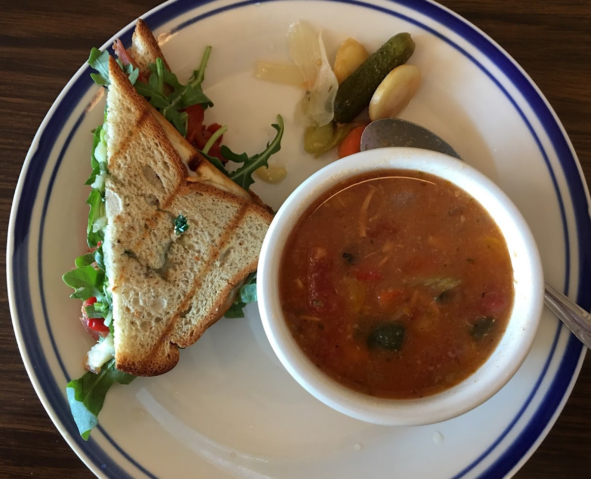 Tomato soup with chicken and gluten free sandwich of prosciutto, havarti cheese and gourmet greens. Side of housemade fermented vegetables.