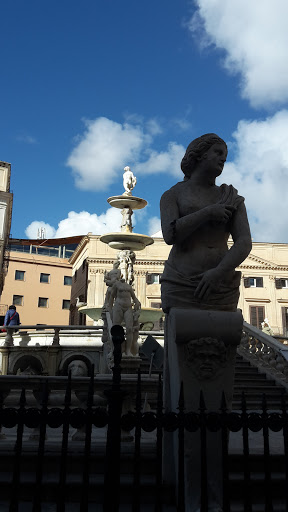 Fontana della Vergogna - Vecchio Affranto