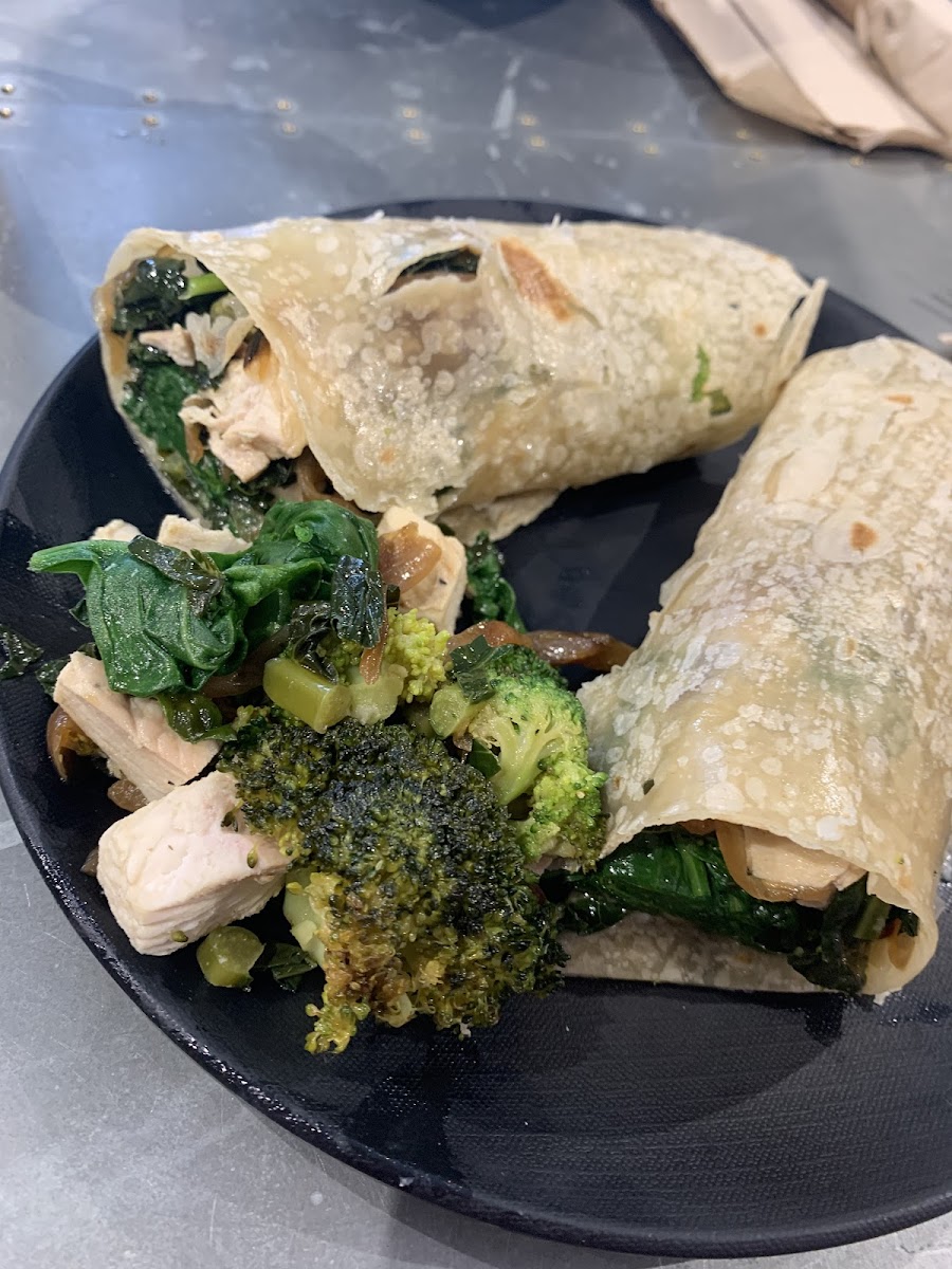 grilled chicken rice tortilla wrap