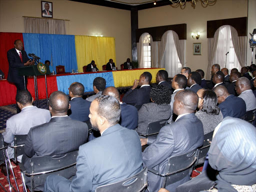 President Uhuru Kenyatta meets with the Jubilee Government which included the Members of Parliament,Cabinet Secretaries and Principal Secretaries at State House Nairobi yesterday Photo/PPS