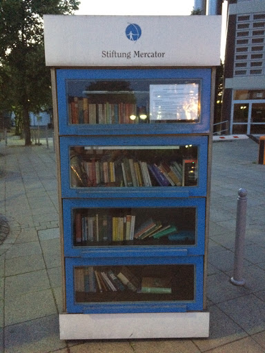 Bücherschrank am Marienhospital