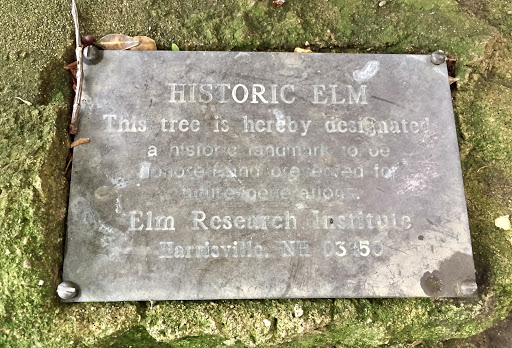 From the Flickr group Historical Markers, photo by Crawford Brian, full page.License is Attribution-NonCommercial-ShareAlike License