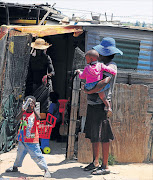 Mothers in  Diepsloot