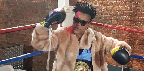 Zodwa swops the stage for the boxing ring.
