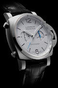The crown-protection bridge on the right-hand side of the dial is a signature design detail of Panerai Luminor timepieces, including the Luminor Chrono PAM01218.